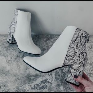 SOLD - White booties w/ snake skin accent